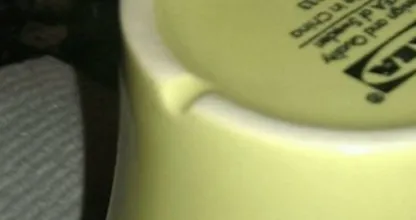 Aha: DARUM haben die IKEA-Tassen eine kleine Einkerbung auf der Unterseite