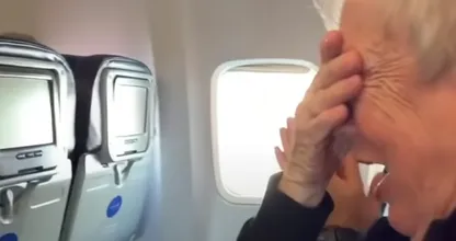 Elderly woman (89) is rejected from business class, but then they find out who she really is