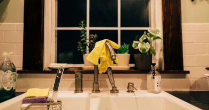 7 things you can clean with a denture cleanser tablet