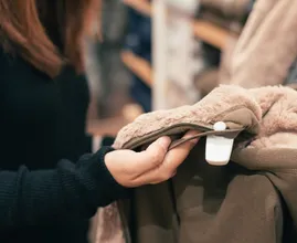 Dit vergeten veel mensen wanneer ze een nieuwe jas hebben gekocht