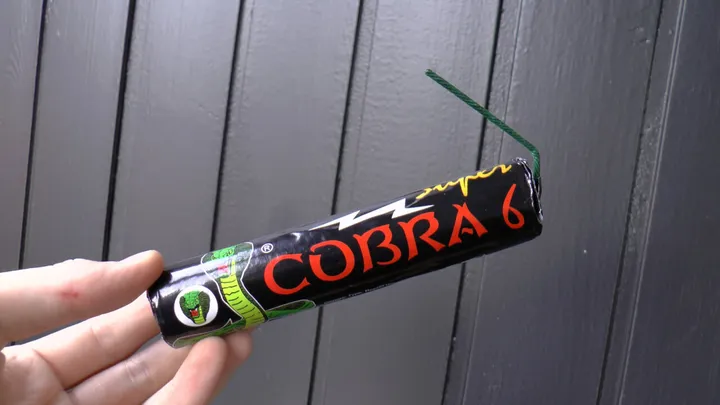 Oproep politie aan ouders: "Controleer je kinderen op DIT illegale vuurwerk; dit kan levens redden" Delen svp!