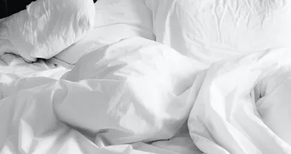 Dit is dé hoteltruc om je bed kreukloos op te maken