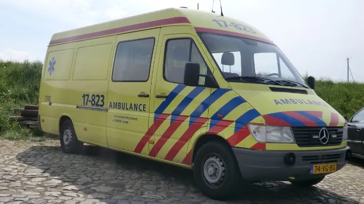 Ambulancebroeders rijden stervende man naar McDonald's voor laatste ijsje