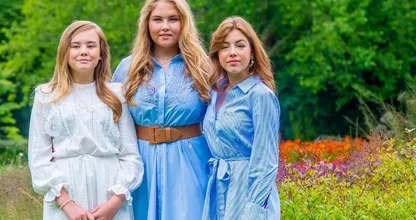 Eerste vakantie zonder ouders gaat niet door voor Amalia en Alexia