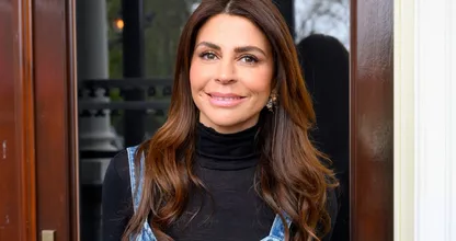 Olcay Gulsen staat haar mannetje tijdens uitzending VI