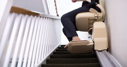 Traplift nodig? Met deze 5 tips bespaar je op dit hulpmiddel 