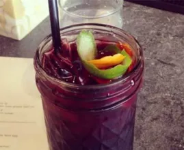 Sangria ist Geschichte! Das hier ist das neue Sommergetränk für 2018!