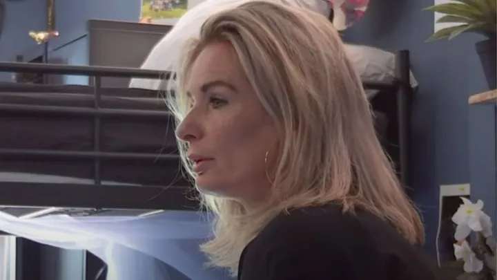 Babette gaat zich dit keer écht als manager van de maand verkiesbaar stellen
