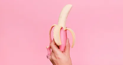 Find out: this is the right way to eat a banana