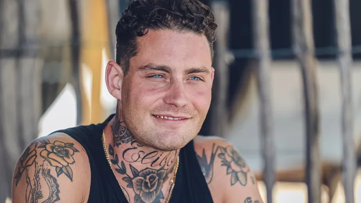 Douwe Bob reageert op geruchten rondom incident: 'Is niet waar'