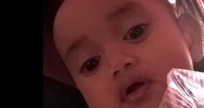 Ze raakten hun baby kwijt in Nice gisterenavond en vroegen hulp via social media. Wat een afloop!