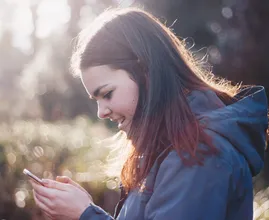 Oeps! Uit onderzoek blijkt dat mensen die voicememo's sturen irritant zijn