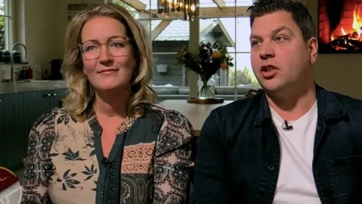 Kijkers raken niet uitgepraat over de Posjes in Steenrijk, Straatarm