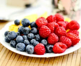 Dit is de beste manier om zacht fruit te bewaren