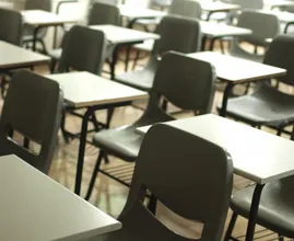 Scholen moeten volledig open volgens Kinderombudsvrouw
