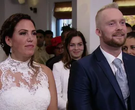 Bieden maar! Elisa uit Married at First Sight zet trouwjurk op Marktplaats