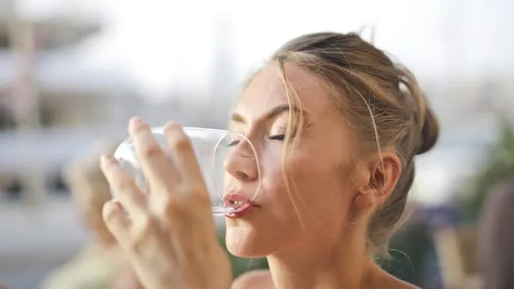 5x why you are (possibly) dehydrated, even though you do drink a lot of water
