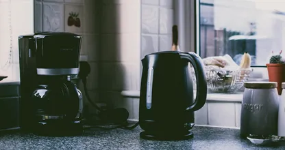 Zó vaak moet jij je waterkoker ontkalken