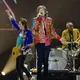 Mick Jagger tijdens concert in ArenA: 'Blij dat jullie niet bij Frans Bauer zijn'