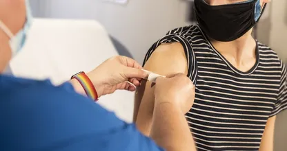 Twaalfjarige jongen uit Groningen stapt naar rechter over vaccinatie