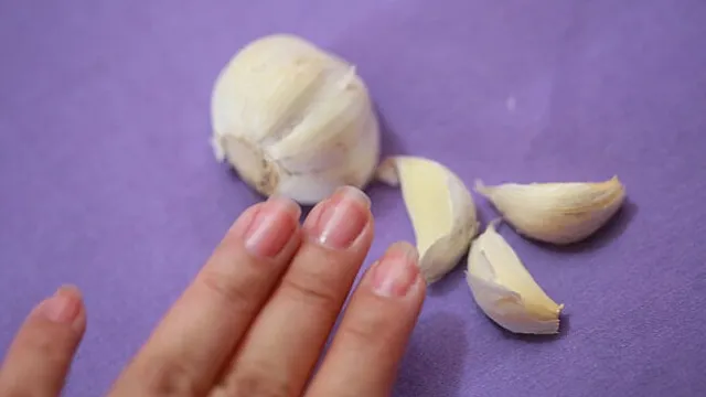 Verslavend maar het ziet er niet uit: nagelbijten! Zo kom je makkelijk van deze nare gewoonte af!