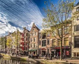 Gemeenten willen binnenkort voorkomen dat woningbeleggers nog meer huizen kopen