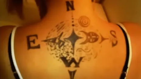 Estos son los 33 tatuajes más absurdos de todos los tiempos