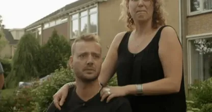 Wat er gisteravond tijdens de aflevering van "Ik Vertrek" gebeurde is gewoonweg bizar... Dit MOET je zien!