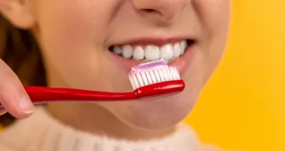 Should you brush your teeth before or after breakfast?
