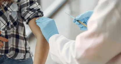Goede vraag: hoe vraag je je vaccinatiegegevens op bij het RIVM?