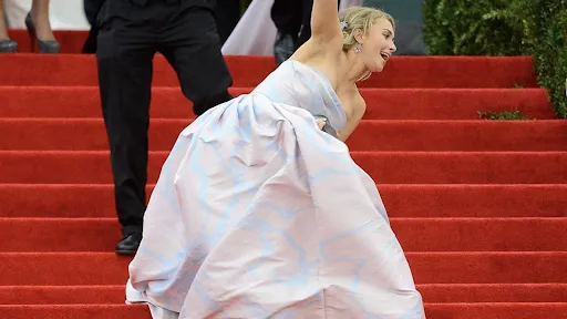 23 momentos vergonzosos de la alfombra roja que te harán temblar