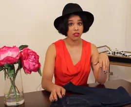 Keine Lust die Jeans anzuprobieren? Mit diesem einfachen Trick weißt du im Geschäft sofort, ob Dir eine Hose passen wird.