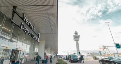Schiphol-topman Dick Benschop vertrekt na roerige periode