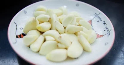 Leftover Garlic Clove? This Is How You Grow Your Own Garlic 