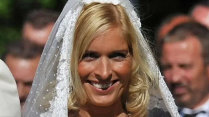 Even loeren: dit was de trouwjurk van Mariska Bauer