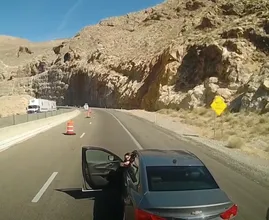 Entitled Woman's Roadrage Goes Viral