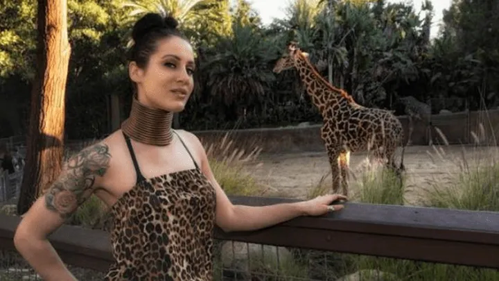 Woman Goes To Extreme Lengths To Make her Neck Look Like A Giraffe's