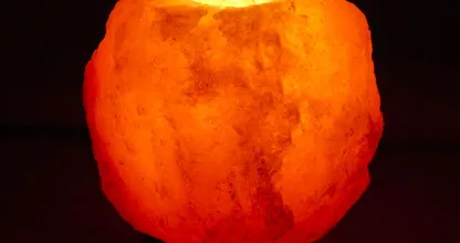 Hierom zou eigenlijk iedereen een Himalaya zoutlamp in huis moeten hebben