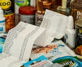 Supermarkten maken veel producten duurder zodat ze eindigen op 9