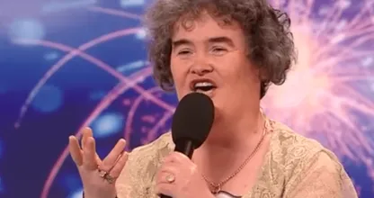 Onherkenbaar: zó ziet Susan Boyle uit Britain’s Got Talent er nu uit!