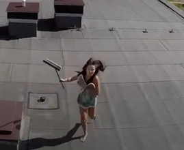 Ongepaste momenten die zijn vastgelegd door een drone