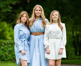 Prinsessen Amalia en Alexia zijn nu ook terug uit Griekenland