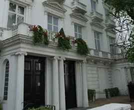 Ces maisons londoniennes ne sont pas réelles – voici le secret
