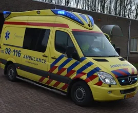 Jongen (25) bijna verdronken tijdens 112-storing: omstanders 'in rep en roer'