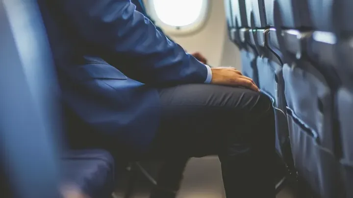 This Man Had Enough! See How He Taught a Seat-Kicking Kid and His Mom a Lesson!