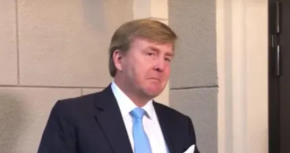 Koning Willem-Alexander vertelt in emotionele toespraak over overlijden zus Máxima
