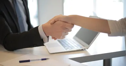 Sollicitatie? Zo maak je indruk nog vóór het gesprek begonnen is
