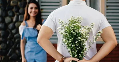 Deze 6 romantische gebaren kunnen juist waarschuwingssignalen in je relatie zijn