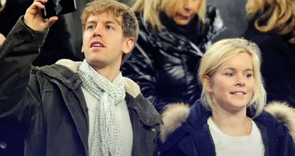 15 berühmte Männer mit absolut atemberaubenden Ehefrauen