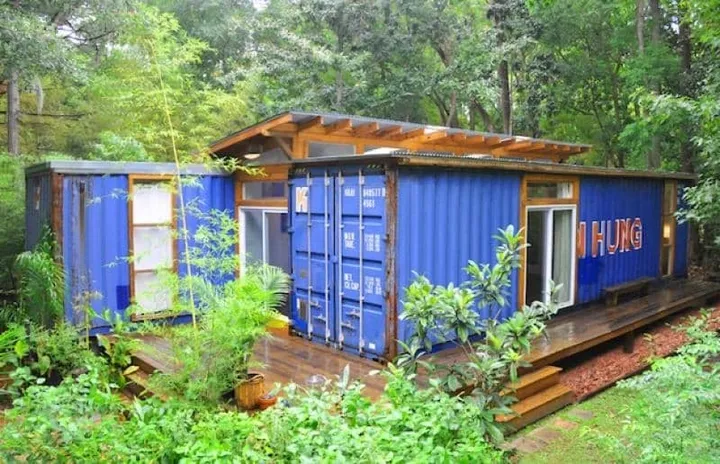 Containern